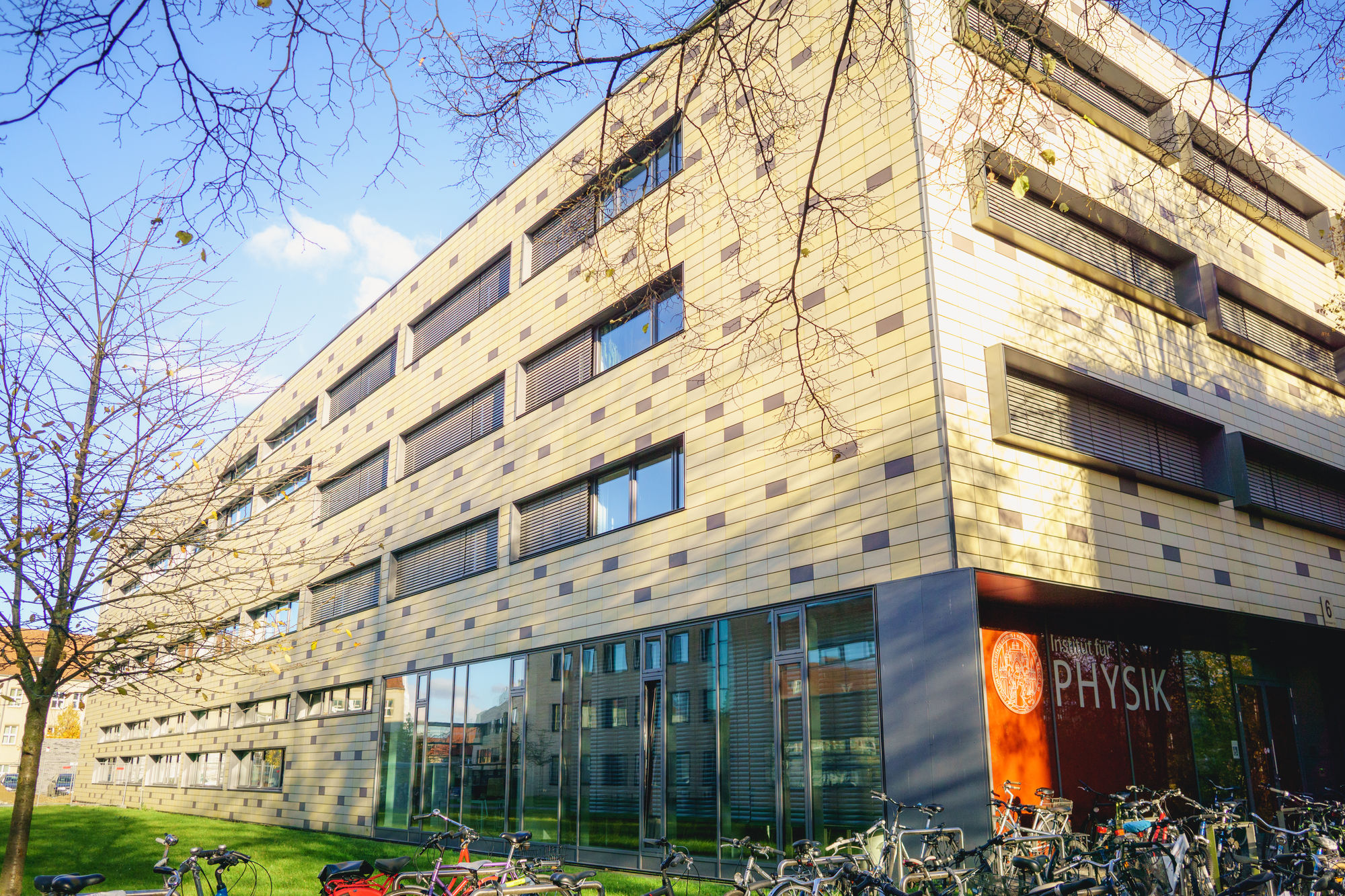 Institute of Physics at the University of Greifswald ©Magnus_Schult Institute of Physics at the University of Greifswald ©Magnus_Schult
