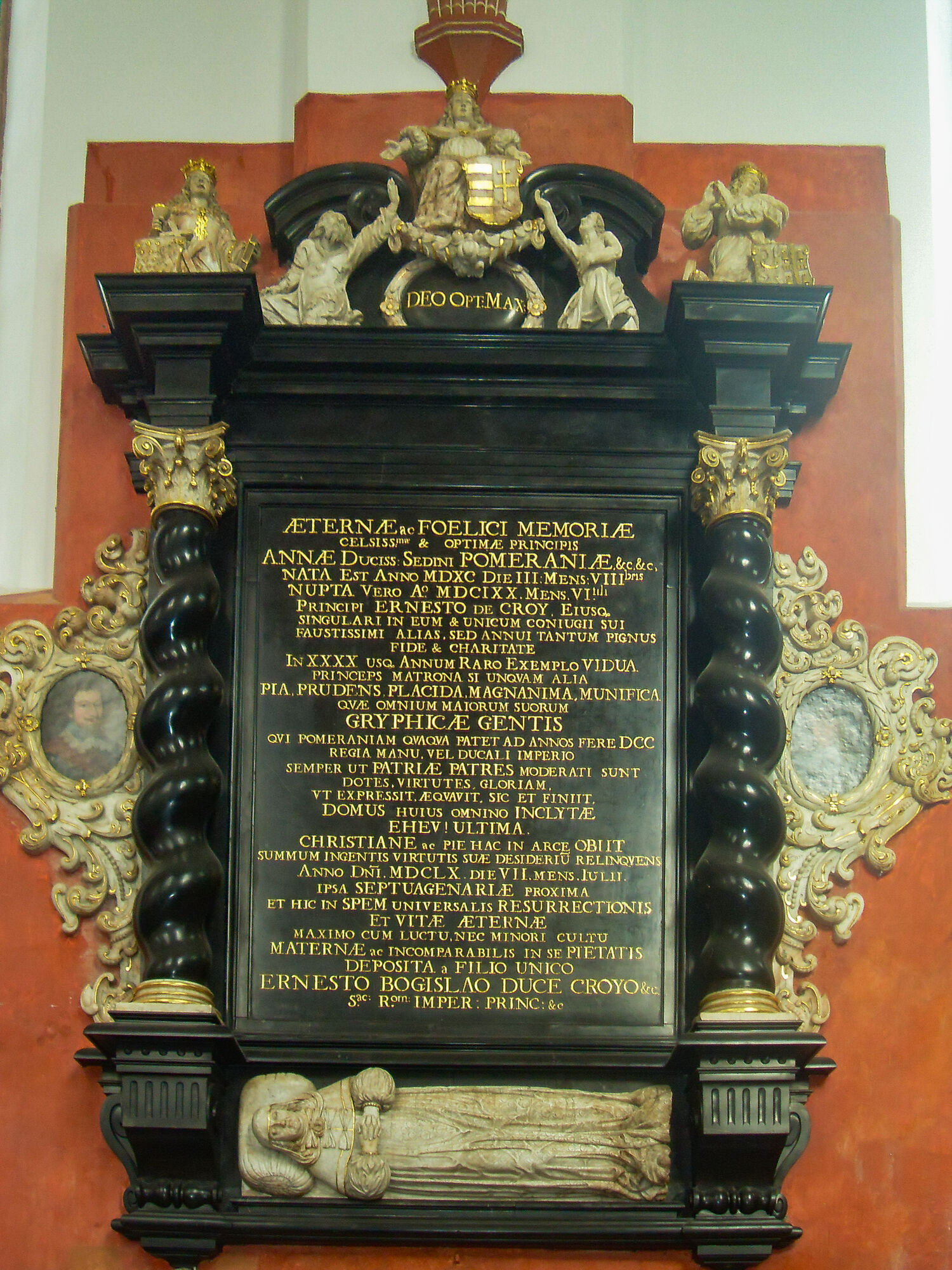 The elaborate stone epitaph for Anna of Pomerania, the last Pomeranian duchess, can still today be found in St. Jack’s Church in Słupsk (Poland), the original burial site. © Miezian The elaborate stone epitaph for Anna of Pomerania, the last Pomeranian duchess, can still today be found in St. Jack’s Church in Słupsk (Poland), the original burial site.