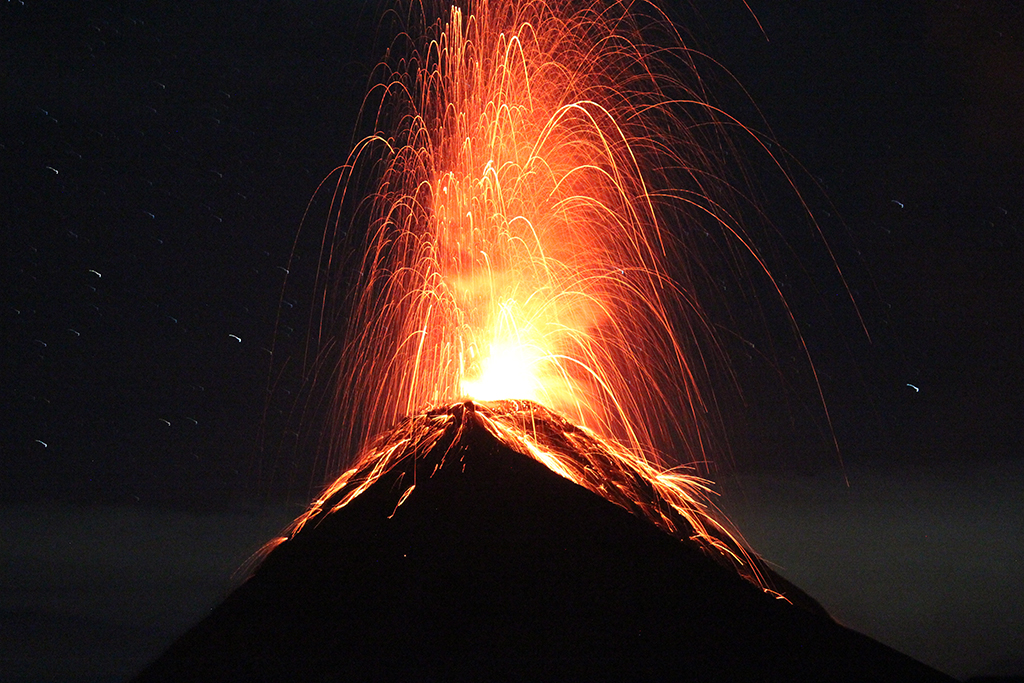 The Acatenango volcano in Guatemala erupting. © Lisa Claus The Acatenango volcano in Guatemala erupting.