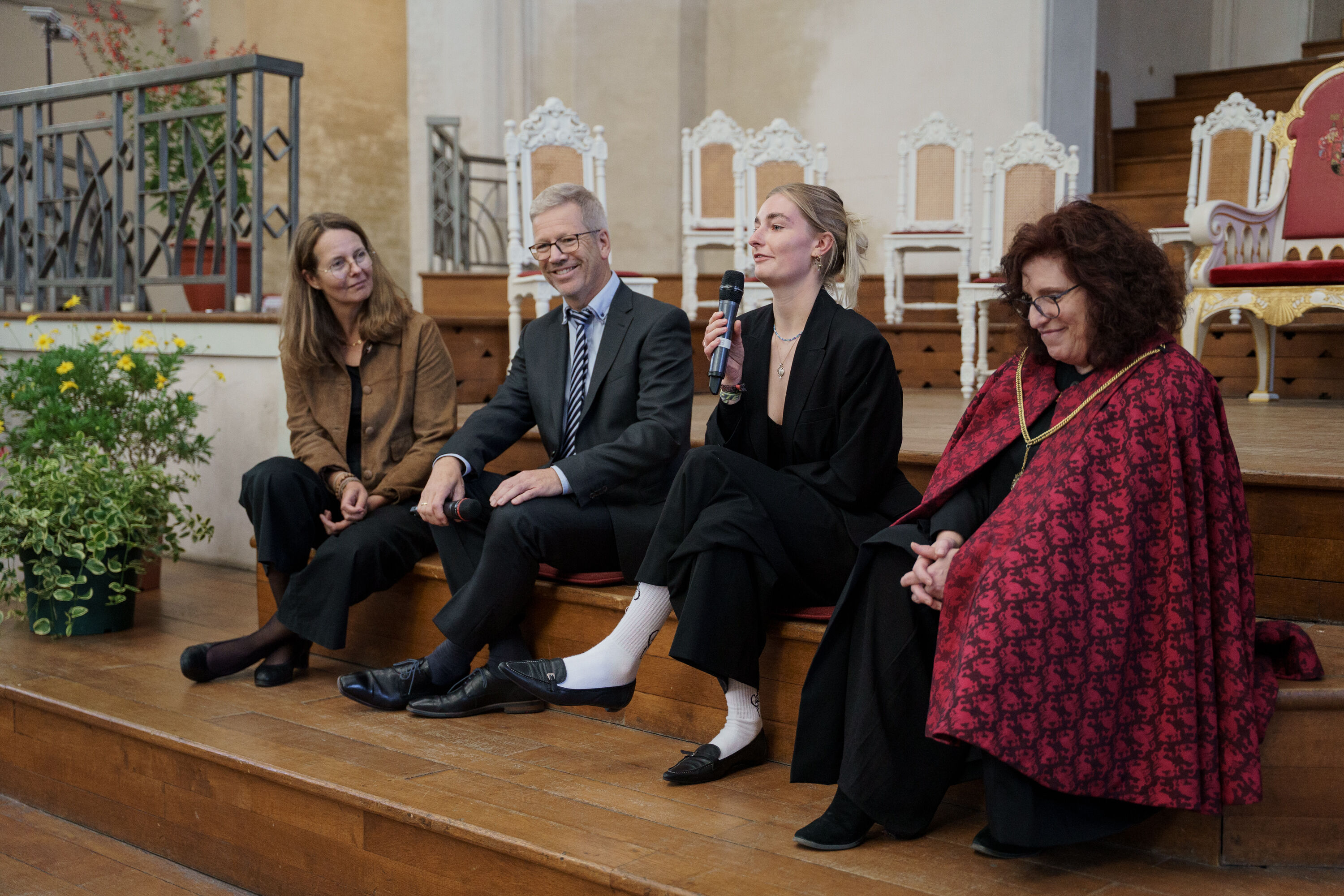 Stock image Opening Ceremony Winter 2025/26 Stock image Opening Ceremony Winter 2025/26: Discussion round with the Minister for Science, the Mayor, the Chair of the Students' Union, and the Rector
