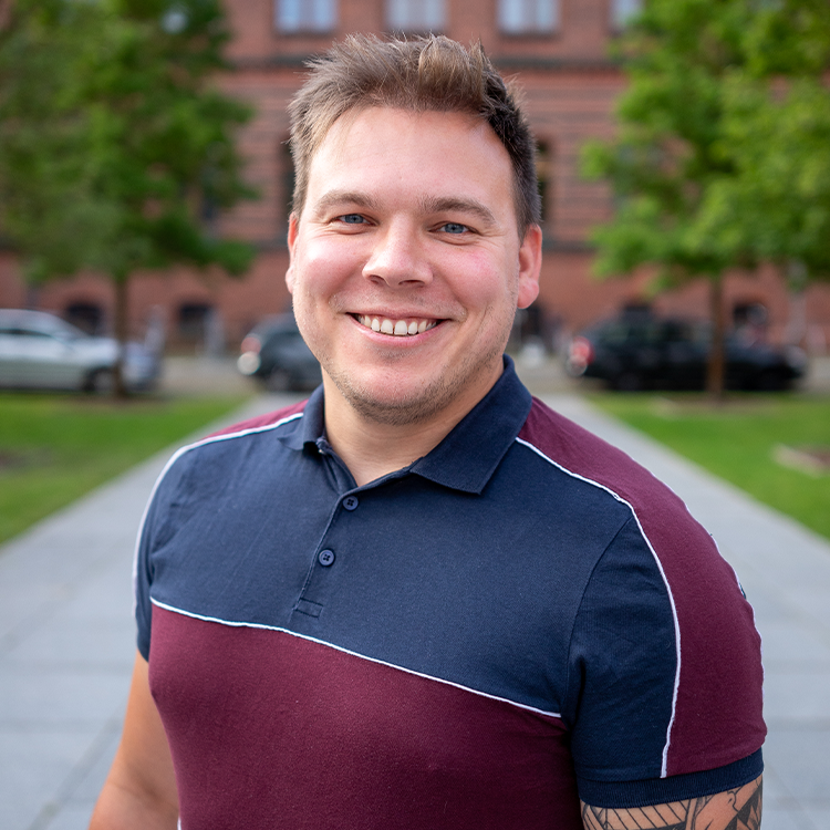 Portrait Eric Kühn Portrait Eric Kühn