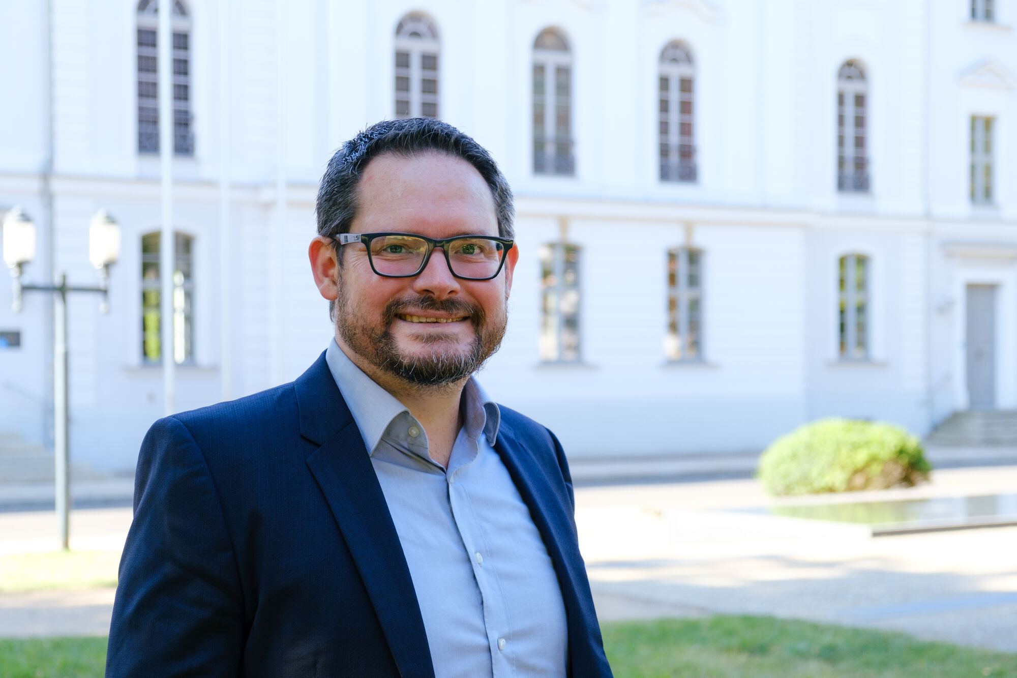 Porträt Prof. Dr. Peter Manz Porträt Prof. Dr. Peter Manz