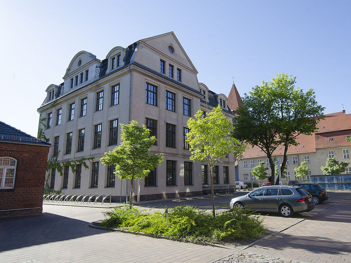 Historisches Institut Blick auf das Historische Institut der Universität Greifswald