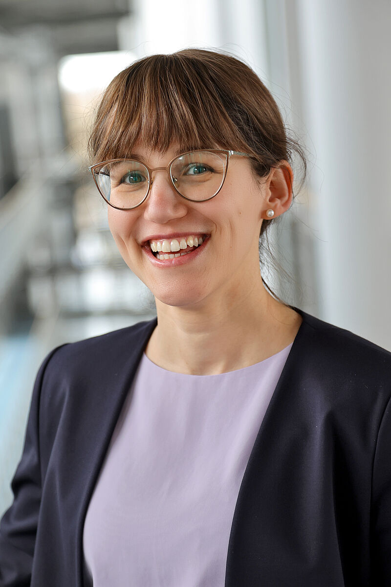 Portraitfoto von Sophie Henneberg
