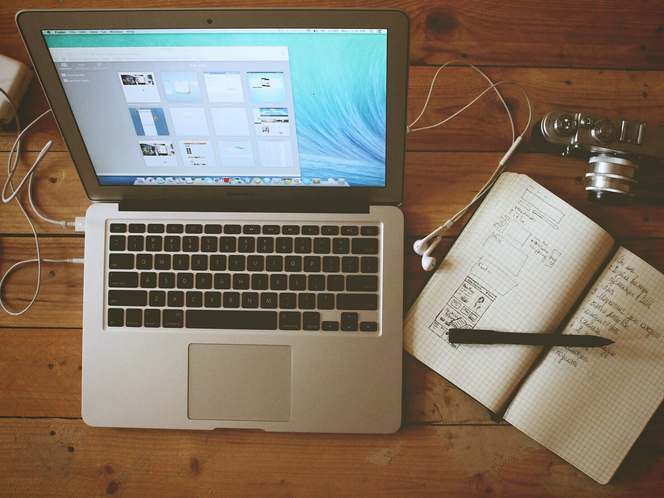 Apple, Camera, Desk, Office 